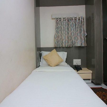 Hotel Pearl Νάβι Μουμπάι Εξωτερικό φωτογραφία