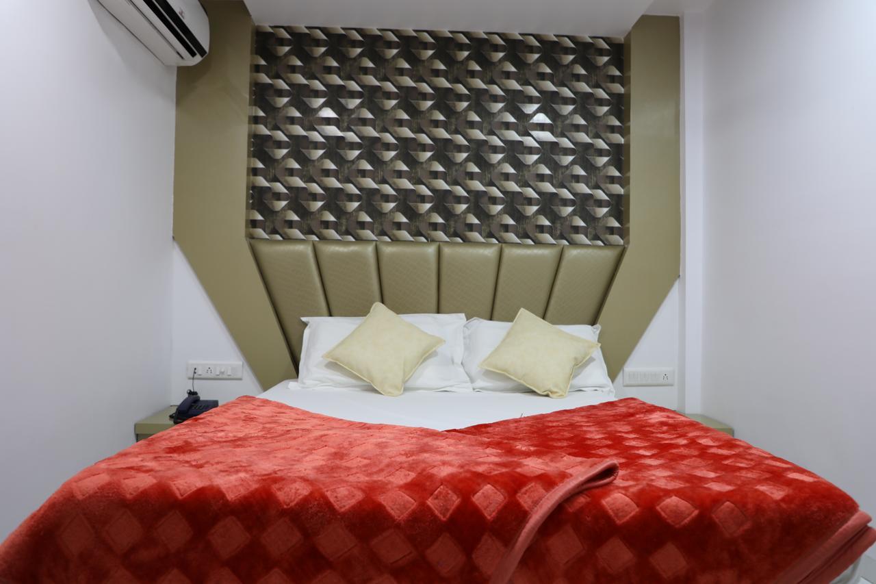 Hotel Pearl Νάβι Μουμπάι Εξωτερικό φωτογραφία